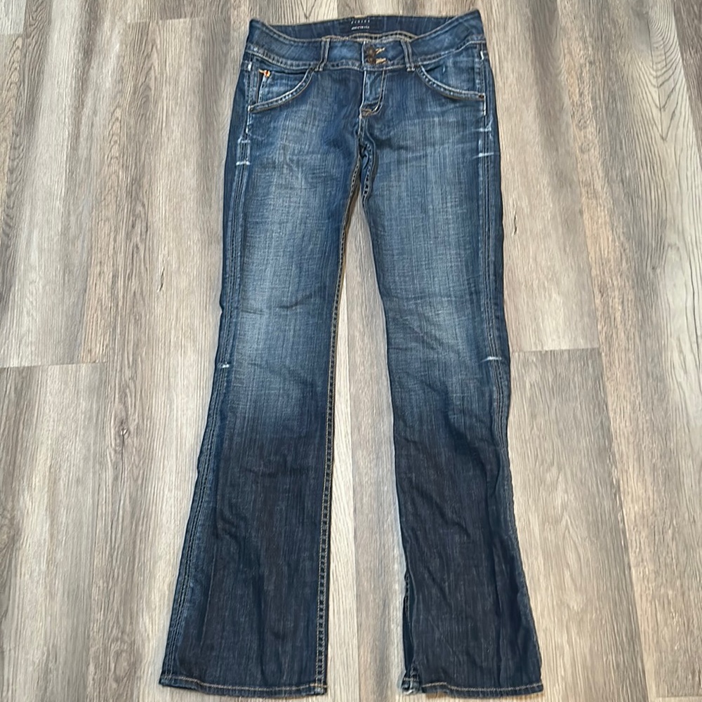 Hudson bootcut jeans hard to find Elm color size 29